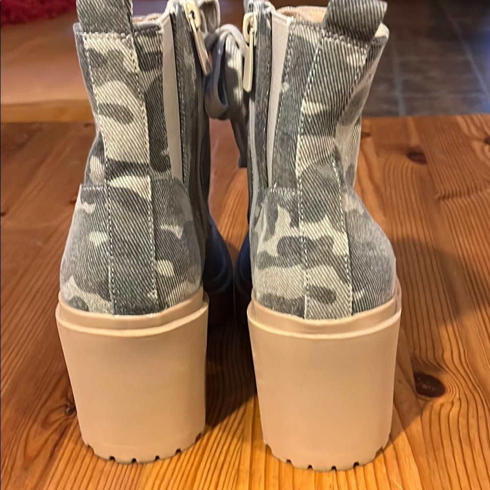 Torrid Lace Up Gray green Cream Boots with Chunky Sole - Picture 8 of 12